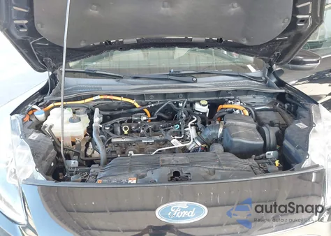 2020 Ford Escape Titanium Hybrid from USA, damaged, VIN 1FMCU0DZ0LUC13923